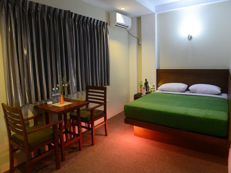 Green Paradise Hotel Γιανγκόν Εξωτερικό φωτογραφία